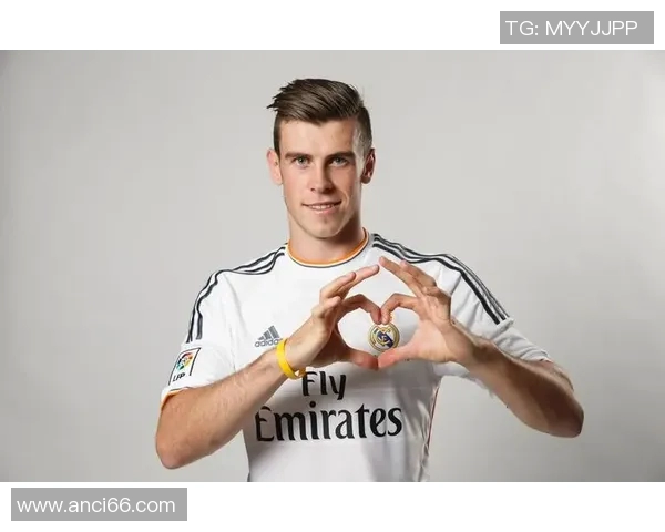 足球六号传奇球星的崛起与辉煌成就回顾